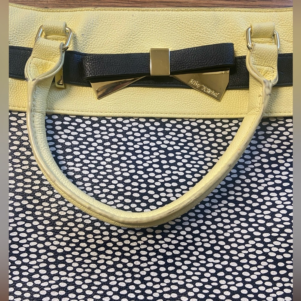 Betsey Johnson Black White Yellow Tote Shoulder Bag XOX Betsy Purse - Picture 2 of 8